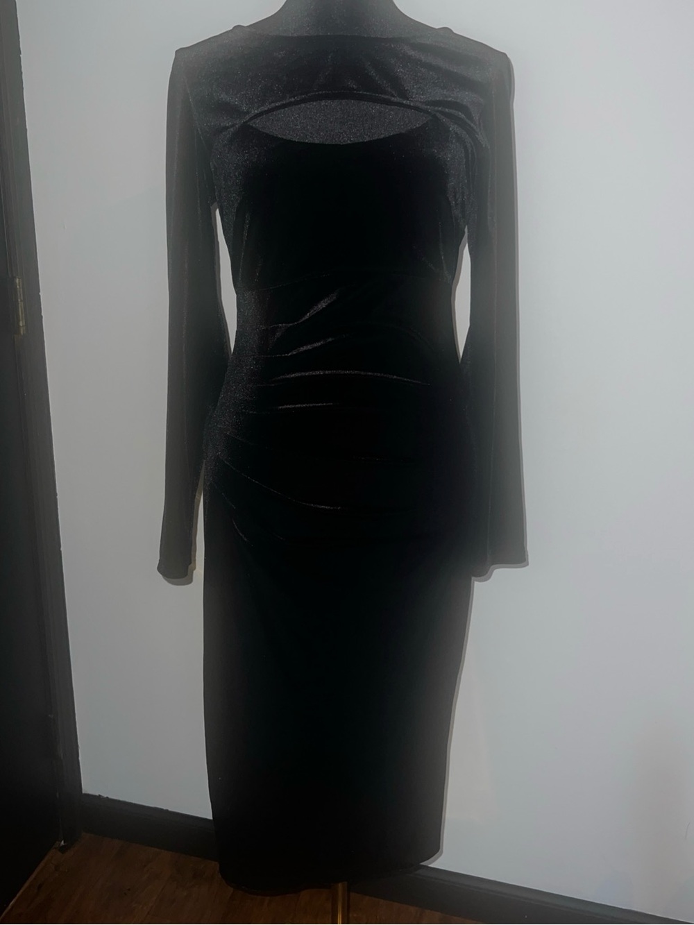 INC International Concepts Black Rushed Long-Sleeve Cutout Midi Sheath Dress
